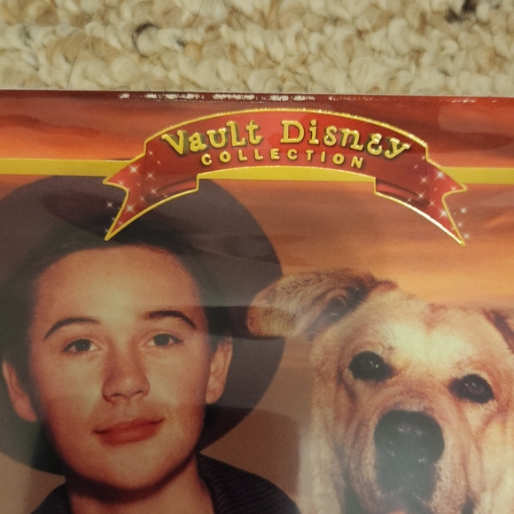 Old Yeller Vault Disney Collection 2 Disc DVD - Picture 2 of 12